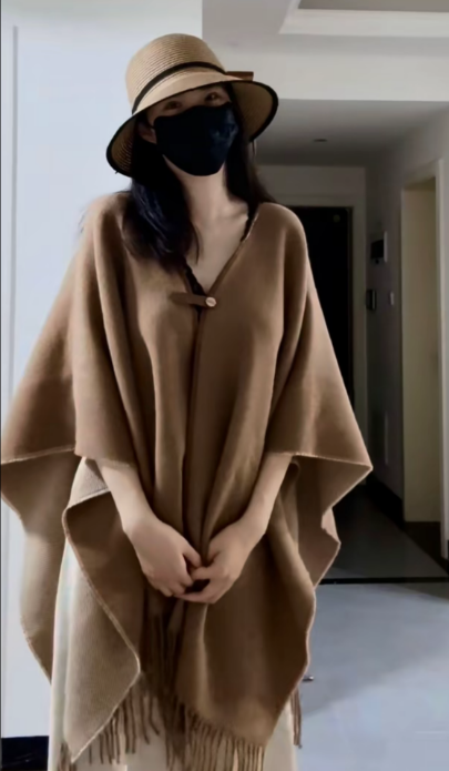 Women’s Shawl Wrap Scarf – Lightweight Summer & Cozy Winter Styles